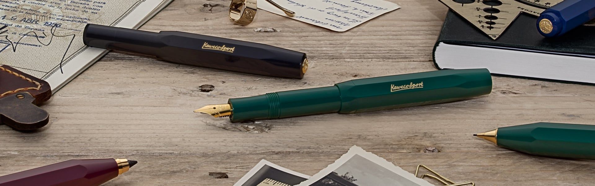 A pocket-sized fountain pen which could be carried everywhere